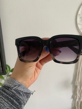Classic Black Square Sunglasses - Women's Fashion Shades